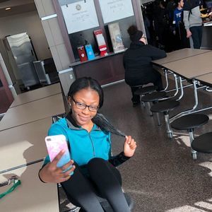 Meet your Posher, Damani